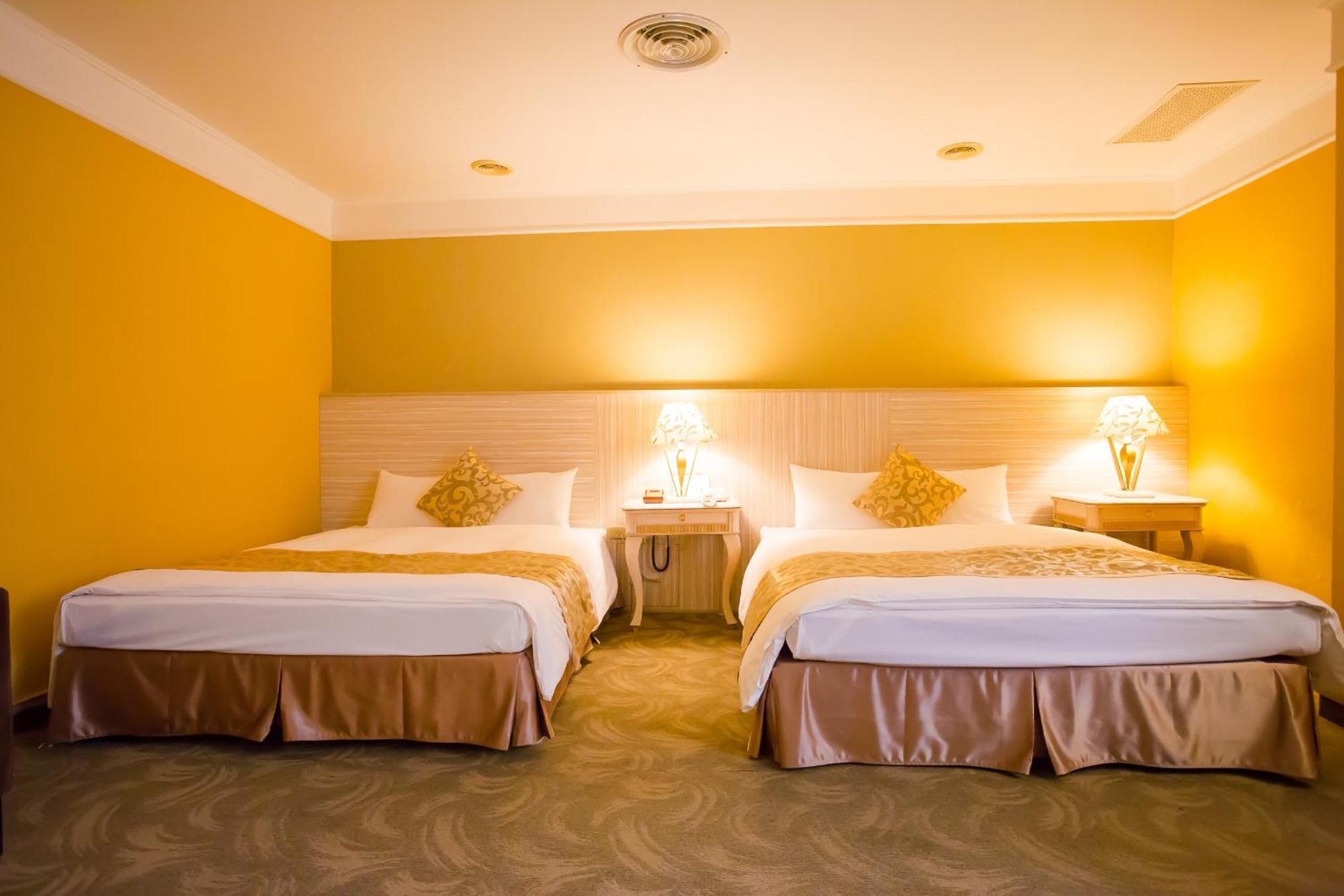 Ohotel Taichung Buitenkant foto